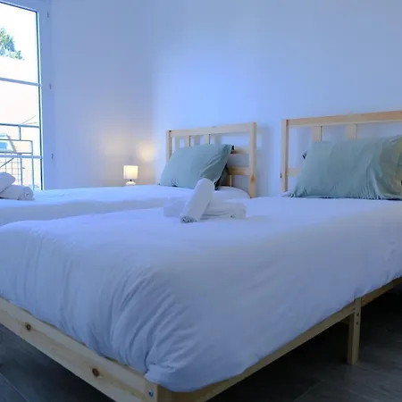 Ferienwohnung Calypso- Grand T3 70 M2 - Arrivee Autonome - Parking Prive Gratuit Melun Exterior foto