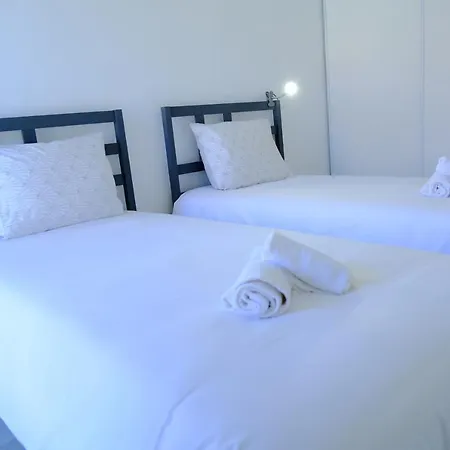 Ferienwohnung Calypso- Grand T3 70 M2 - Arrivee Autonome - Parking Prive Gratuit Melun Exterior foto