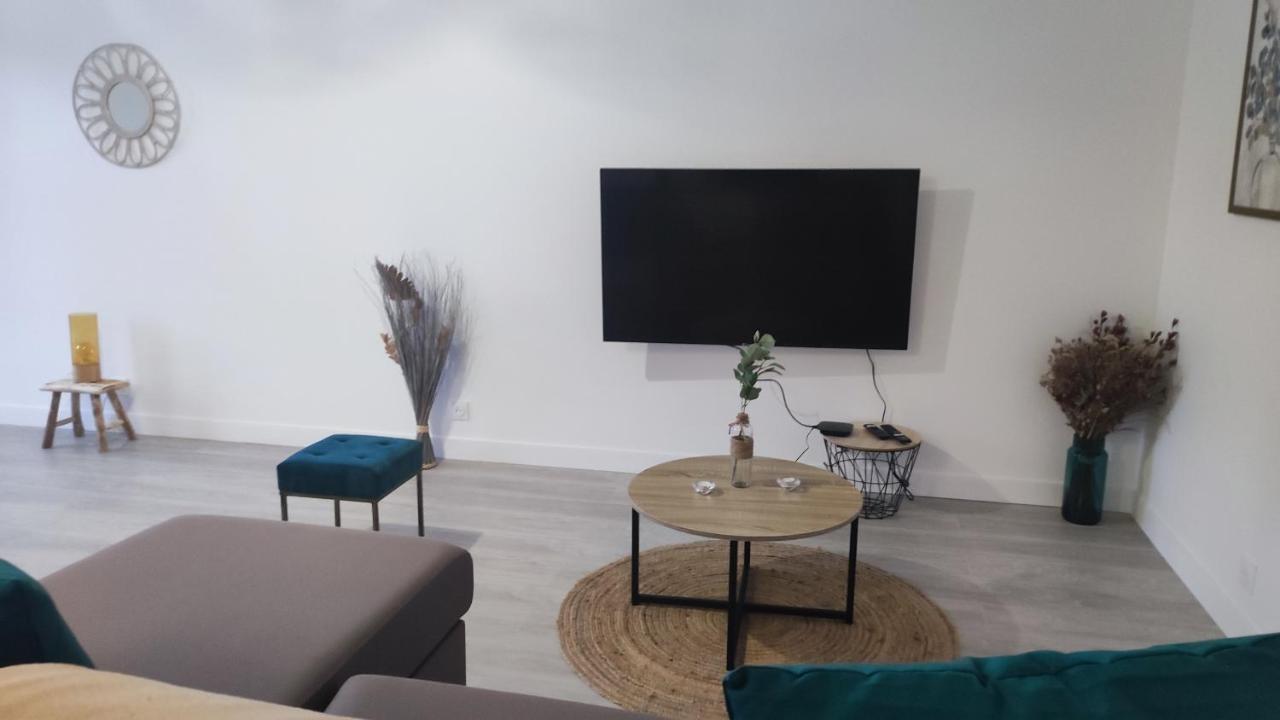 Apartment Calypso- Grand T3 70 M2 - Arrivee Autonome - Parking Prive Gratuit Melun